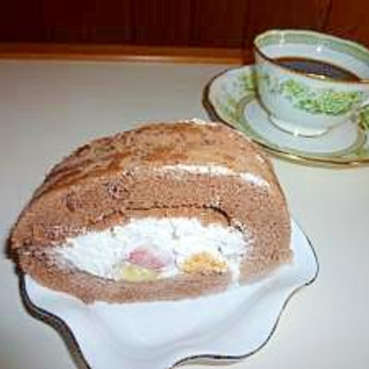 バレンタインにも 簡単ロールケーキ レシピ 作り方 By けんたマン号 楽天レシピ バレンタインにも 簡単ロールケーキ レシピ 作り方 By けんたマン号 楽天レシピ
